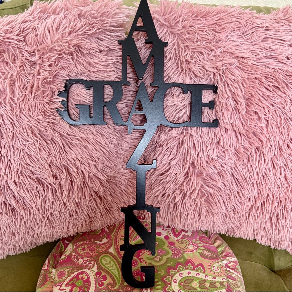 Black 'Amazing Grace' Wall Decor